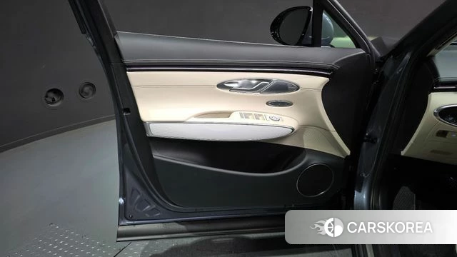 Genesis GV70 id 5011286 из Кореи 16