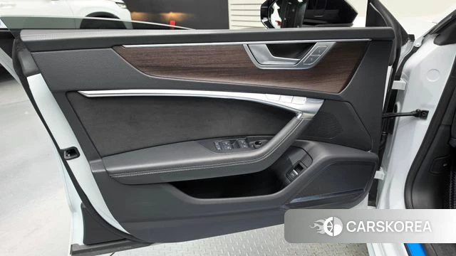 Audi A7 (4K) id 5046439 из Кореи 16