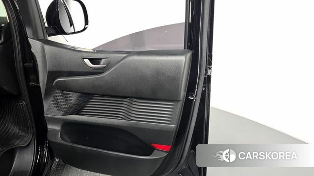 Hyundai Staria id 4646575 из Кореи 16