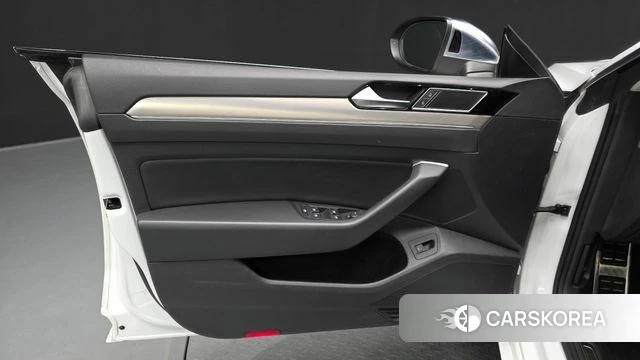Volkswagen Arteon id 5018016 из Кореи 16