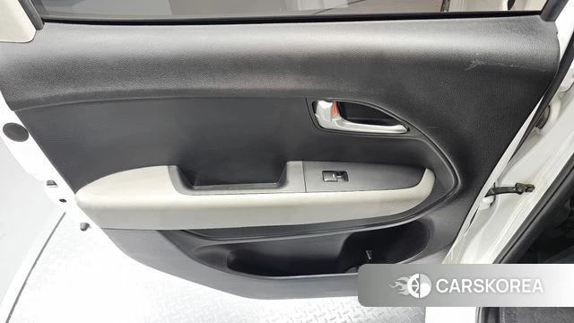Kia The New Kia Ray id 4991471 из Кореи 16