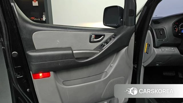 Hyundai The New Grand Starex id 5013802 из Кореи 16