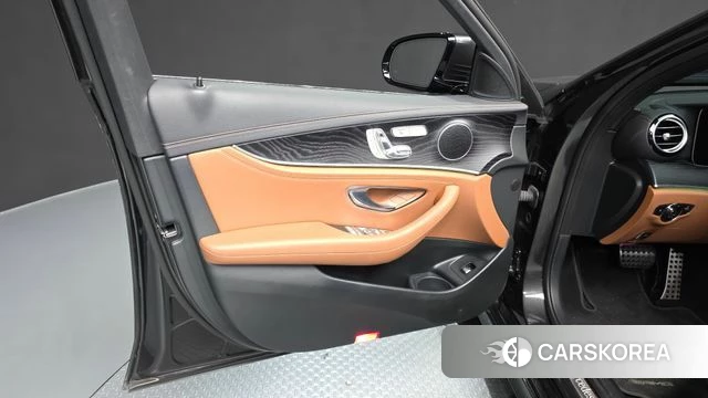 Mercedes-Benz E-Class W213 id 4992249 из Кореи 16