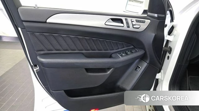 Mercedes-Benz GLE - Class W166 id 5013925 из Кореи 16