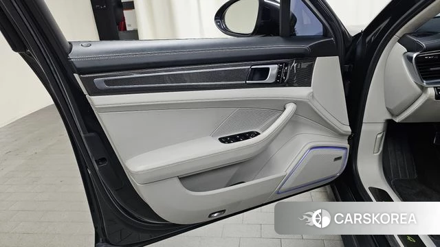 Porsche Panamera (971) id 5041978 из Кореи 16