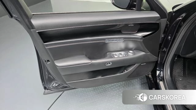 Genesis G90 (RS4) id 5026157 из Кореи 16