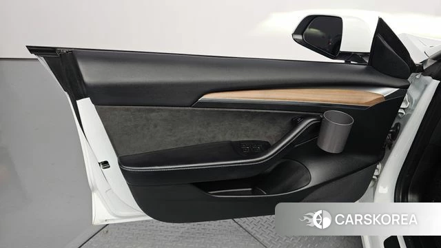 Tesla Model 3 id 4881055 из Кореи 16