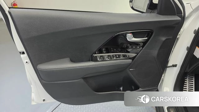 Kia Niro EV id 5047359 из Кореи 16