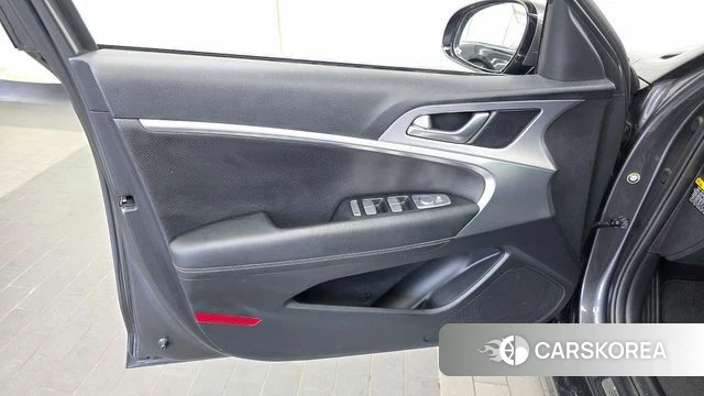 Genesis G70 id 4982649 из Кореи 16