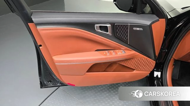 Kia The New K8 Hybrid id 4995223 из Кореи 16