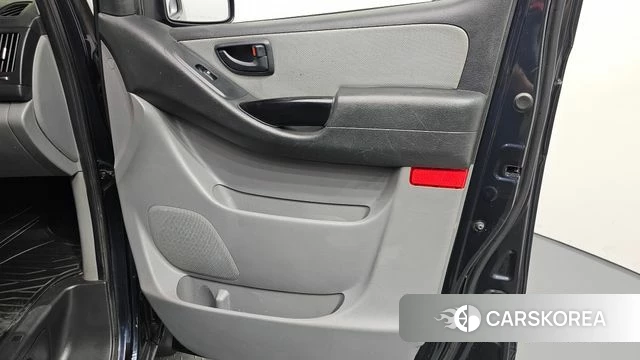Hyundai The New Grand Starex id 4987764 из Кореи 16