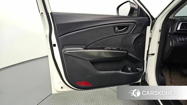Ssangyong The New Tivoli id 4941114 из Кореи 16