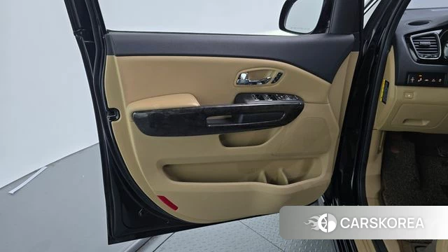 Kia The New Carnival id 4977828 из Кореи 16