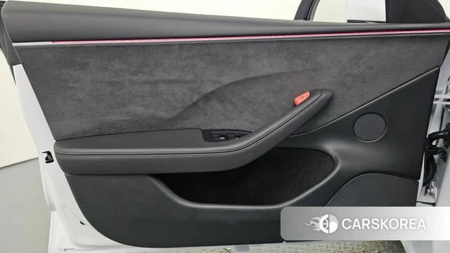 Tesla Model 3 id 4870439 из Кореи 16