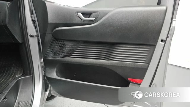 Hyundai Staria id 5002510 из Кореи 16