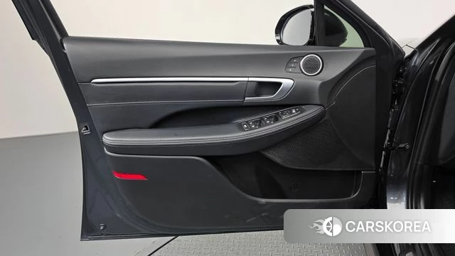 Hyundai Sonata D Edge Hybrid (DN8) id 4762171 из Кореи 16
