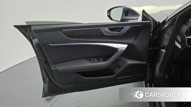 Audi A7 (4K) id 5047348 из Кореи 16