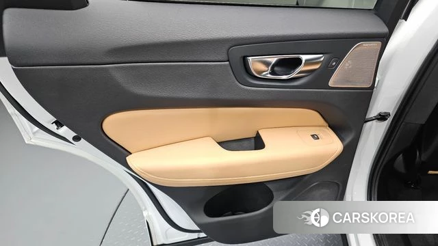 Volvo XC60 second Generation id 4906655 из Кореи 16