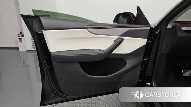 Tesla Model Y id 4928008 из Кореи 16