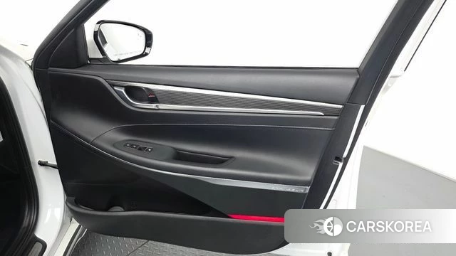 Hyundai Grandeur IG Hybrid id 4998623 из Кореи 16