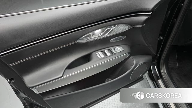 Genesis Electrified GV70 id 4942127 из Кореи 16