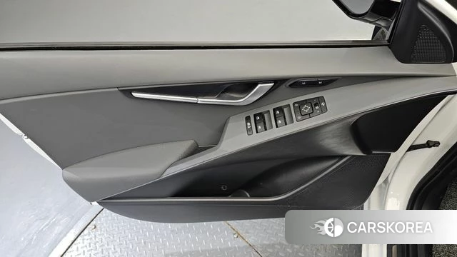 Kia Di Ol Nu Niro id 5026219 из Кореи 16