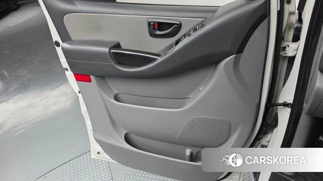 Hyundai The New Grand Starex id 4581315 из Кореи 16