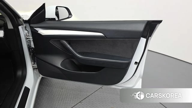 Tesla Model 3 id 4906620 из Кореи 16