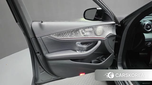Mercedes-Benz E-Class W213 id 4975413 из Кореи 16