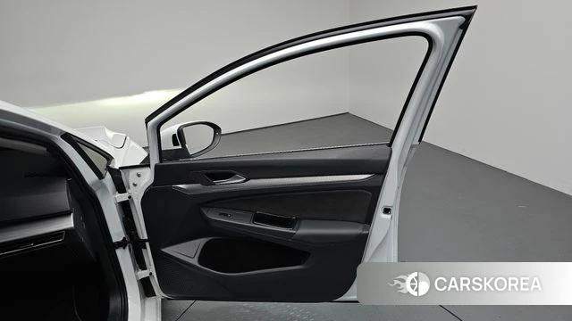 Volkswagen Golf 8th Generation id 4964404 из Кореи 16