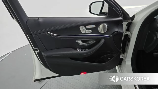 Mercedes-Benz E-Class W213 id 4966215 из Кореи 16