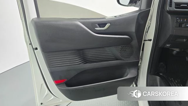 Hyundai Staria id 5052060 из Кореи 16