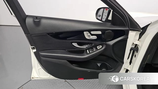 Mercedes-Benz C-Class W205 id 4993583 из Кореи 16