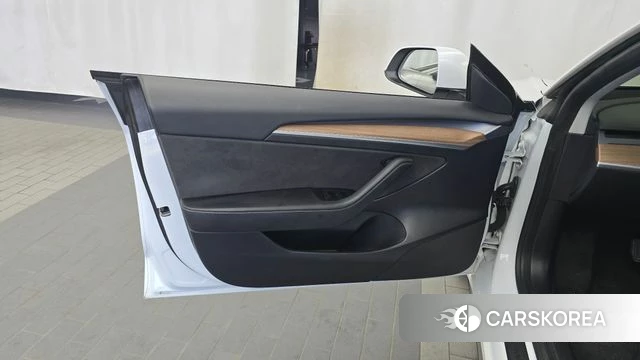 Tesla Model 3 id 4864472 из Кореи 16