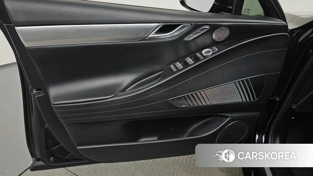 Genesis Electrified G80 (RG3) id 4921814 из Кореи 16
