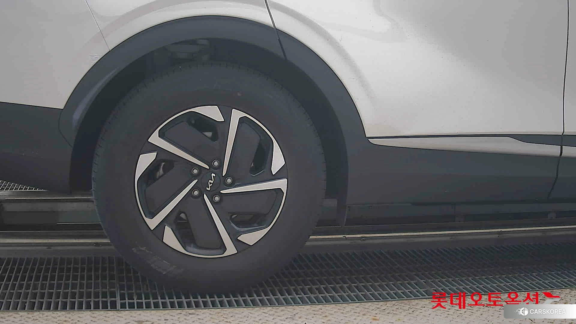 Kia Sportage Hybrid id 4990045 из Кореи 16