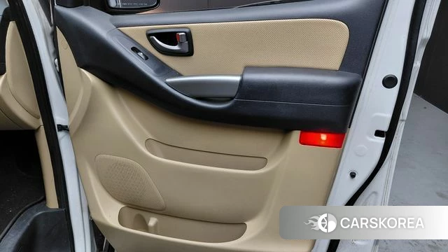 Hyundai The New Grand Starex id 4568164 из Кореи 16
