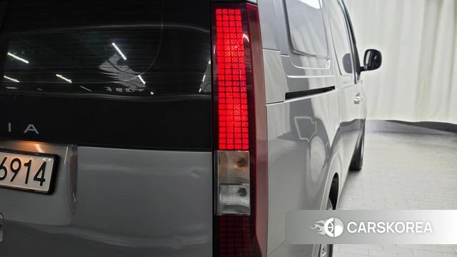 Hyundai Staria id 5021055 из Кореи 16
