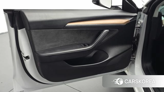 Tesla Model 3 id 4986707 из Кореи 16