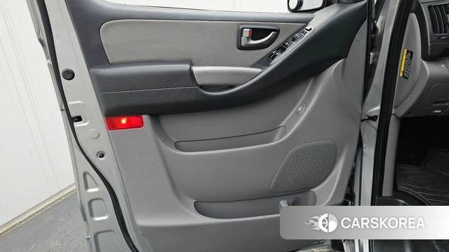 Hyundai The New Grand Starex id 5053939 из Кореи 16