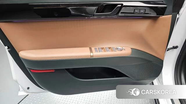 Hyundai Grandeur Hybrid (GN7) id 4996347 из Кореи 16