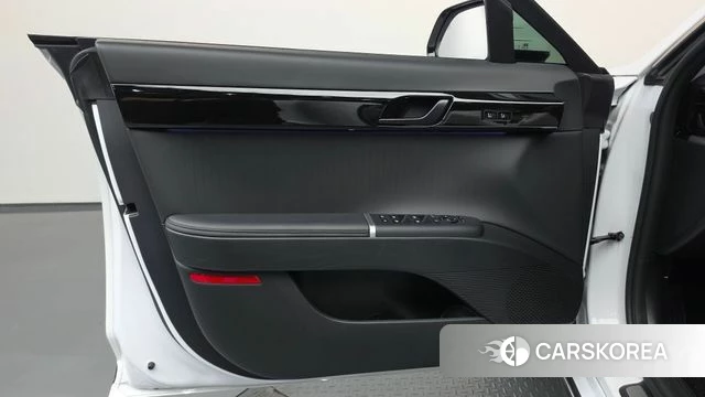 Hyundai Grandeur Hybrid (GN7) id 4995975 из Кореи 16