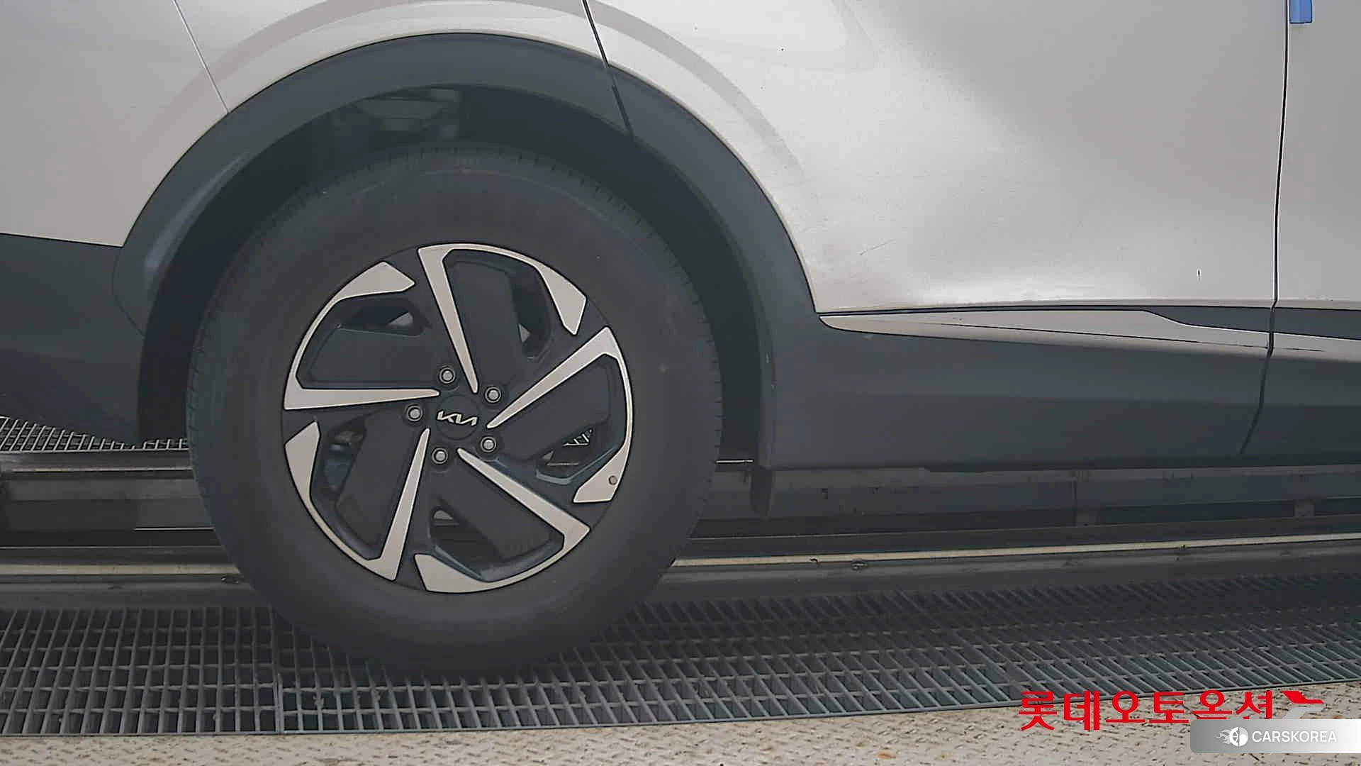 Kia Sportage Hybrid id 4990052 из Кореи 16