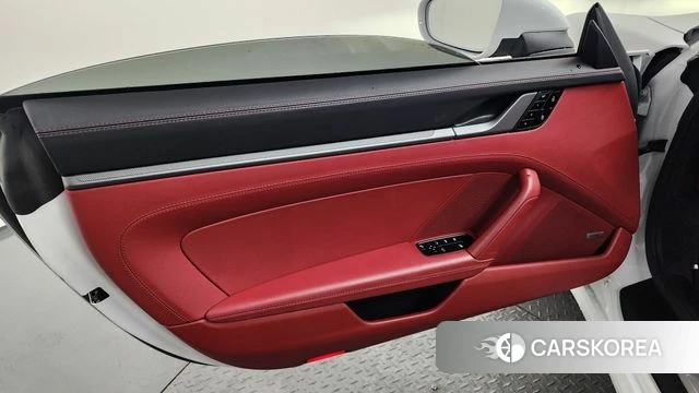 Porsche 911(992) id 4754896 из Кореи 16