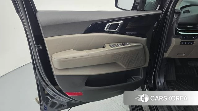 Kia The New Carnival 4th Generation id 5051654 из Кореи 16