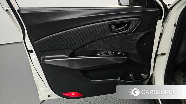 Ssangyong Berry New Tivoli id 4952103 из Кореи 16