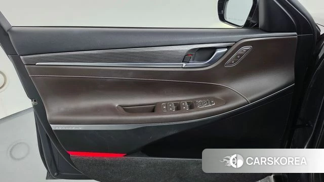 Hyundai Grandeur IG Hybrid id 5004372 из Кореи 16