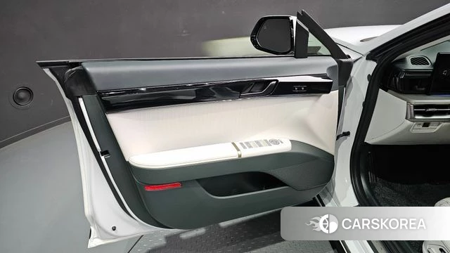 Hyundai Grandeur Hybrid (GN7) id 5001751 из Кореи 16
