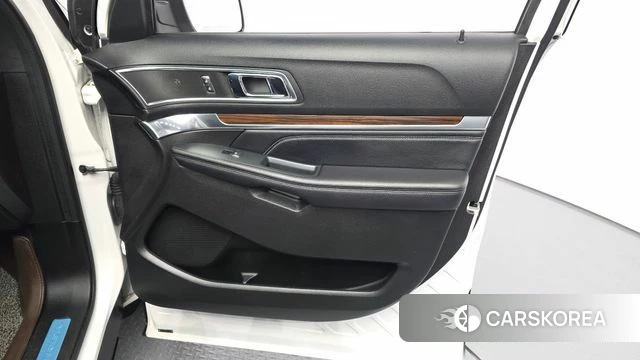 Ford Explorer id 4924148 из Кореи 16