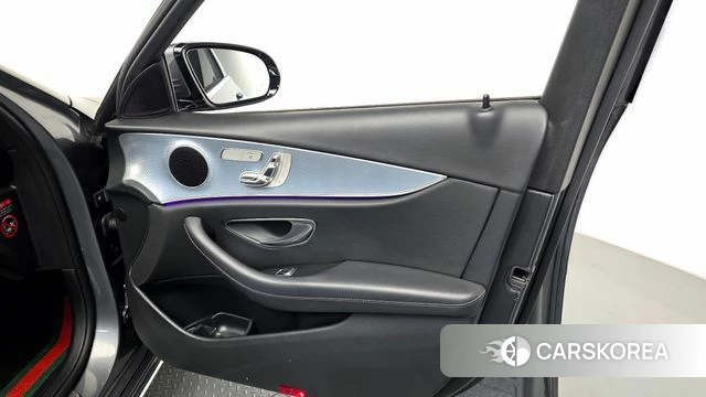 Mercedes-Benz E-Class W213 id 4967163 из Кореи 16